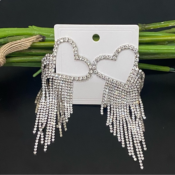 Unsigned Silver-tone Heart Fringe Tassel Bling Rhinestones Drop Earrings 25g. - Picture 2 of 13
